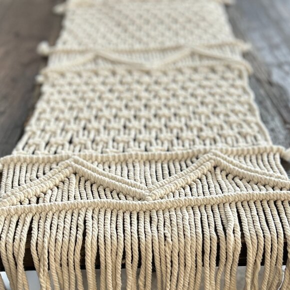 Vintage Handmade‎ Ivory Macramé Table Runner / Wall Hanging Boho Cottagecore - Picture 2 of 5